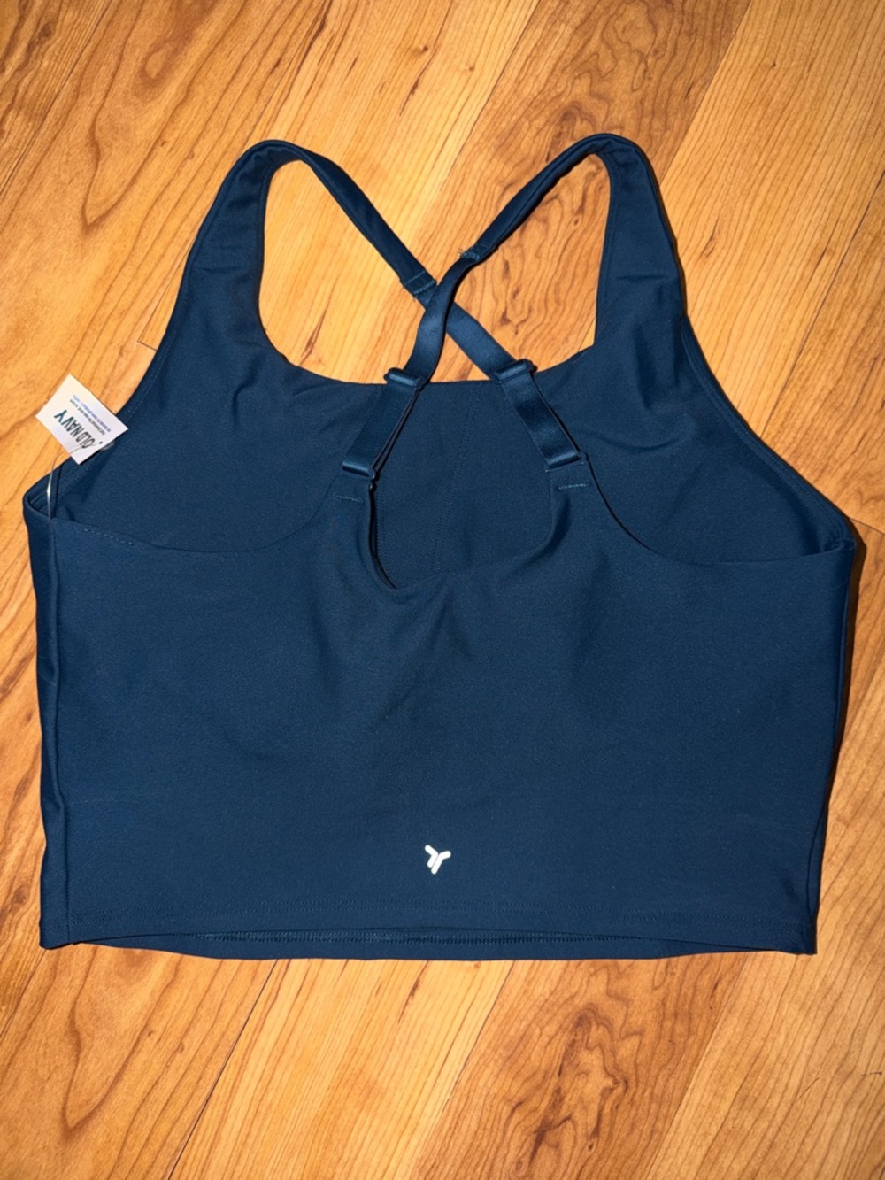 BRAND NEW WORKOUT TOP - Picture 2 of 3